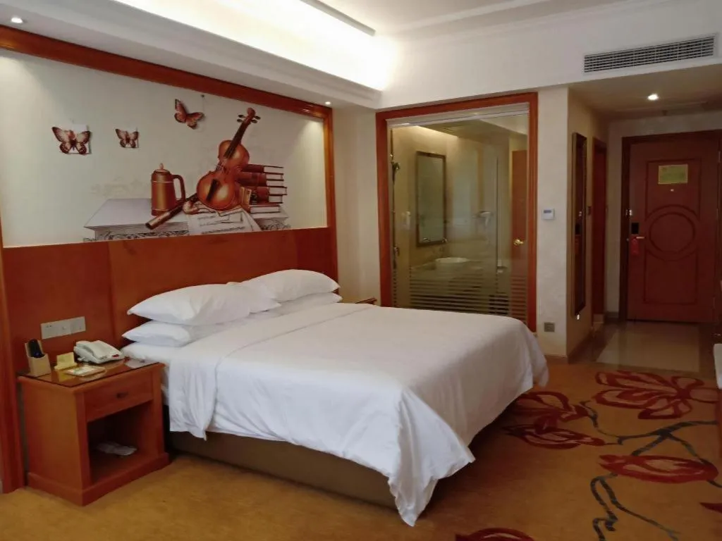 Bed in Vienna Hotel Hunan Shaoyang South Railway Station