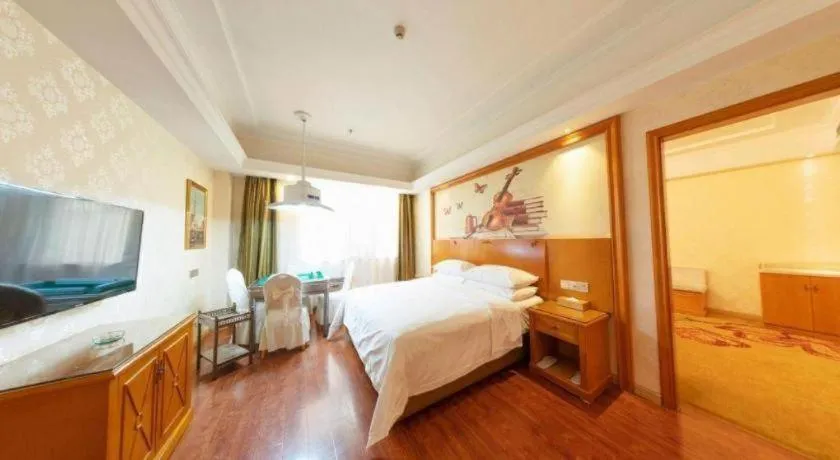 Bed in Vienna Hotel Hunan Shaoyang South Railway Station