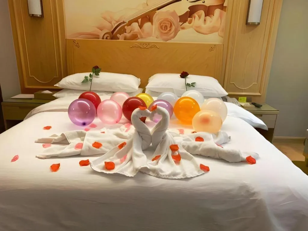 Bed in Vienna Hotel Chongqing Jiefangbei Hongyadong