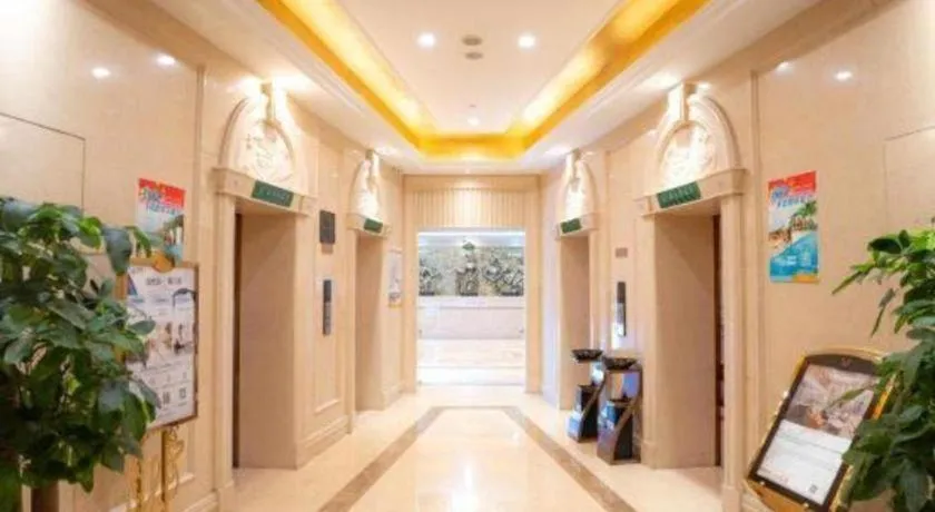 Vienna Hotel Chongqing Jiefangbei Hongyadong