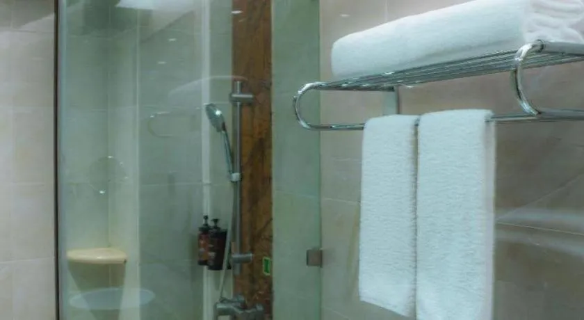 Vienna Hotel Chongqing Jiefangbei Hongyadong