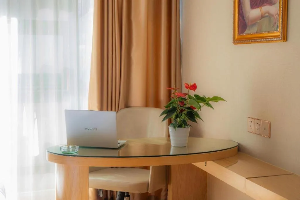 Vienna Hotel Chongqing Jiefangbei Hongyadong