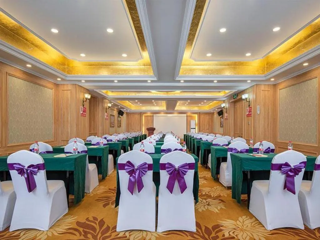 Vienna Hotel Shandong Weihai Wendeng Wenshan Road