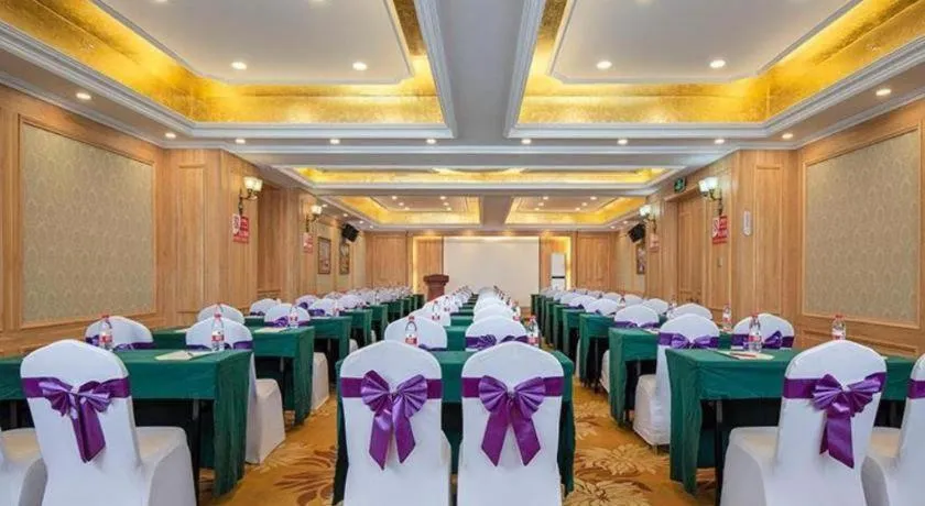 Vienna Hotel Shandong Weihai Wendeng Wenshan Road