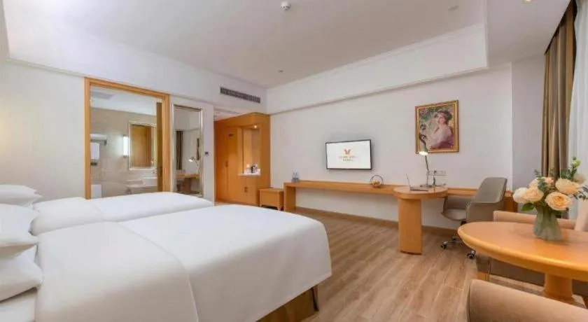 Bed in Vienna Hotel Guangdong Foshan Wenhua North Road