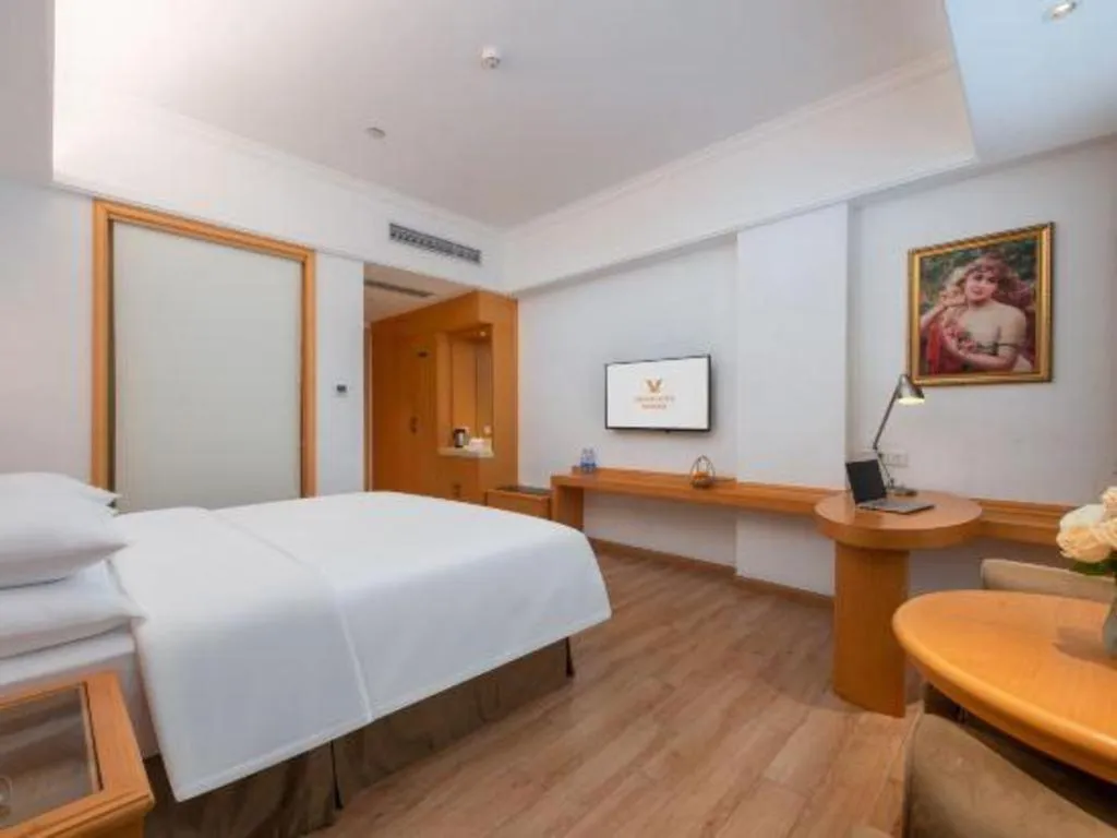 Bed in Vienna Hotel Guangdong Foshan Wenhua North Road