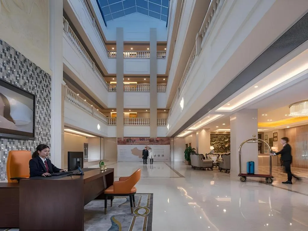 Vienna Hotel Guangdong Foshan Wenhua North Road