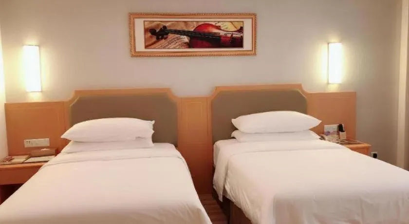Bed in Vienna Hotel Guangdong Foshan Wenhua North Road