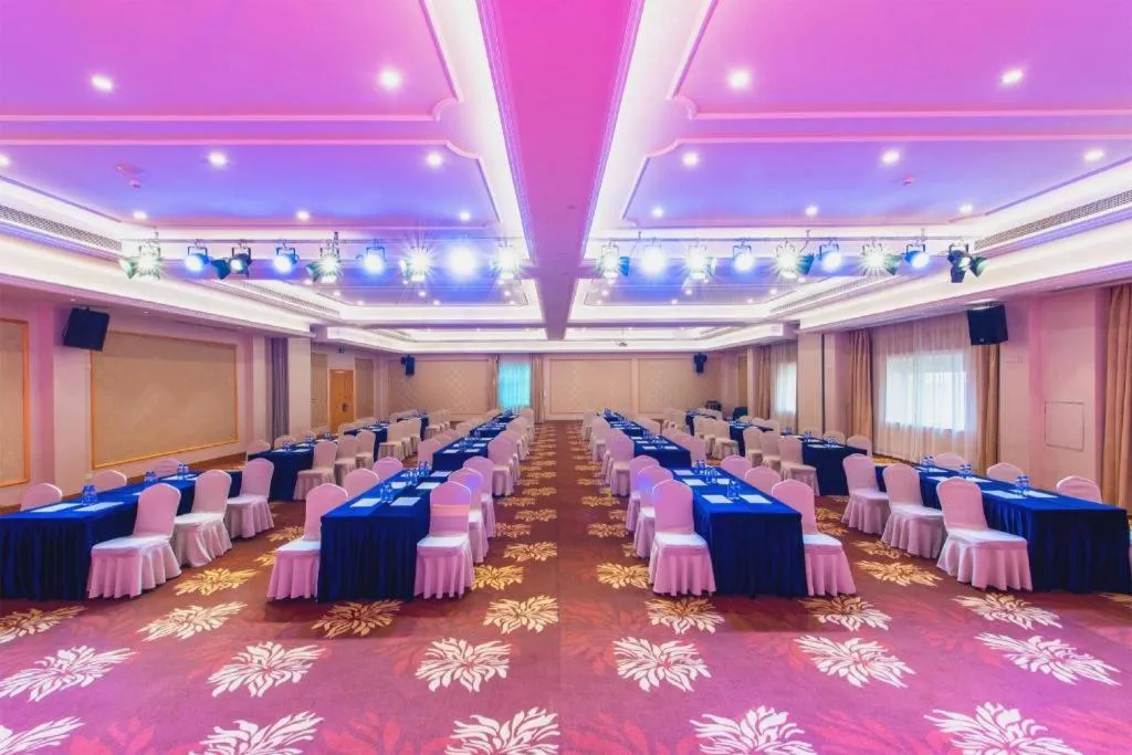 Vienna Hotel Guangdong Foshan Wenhua North Road