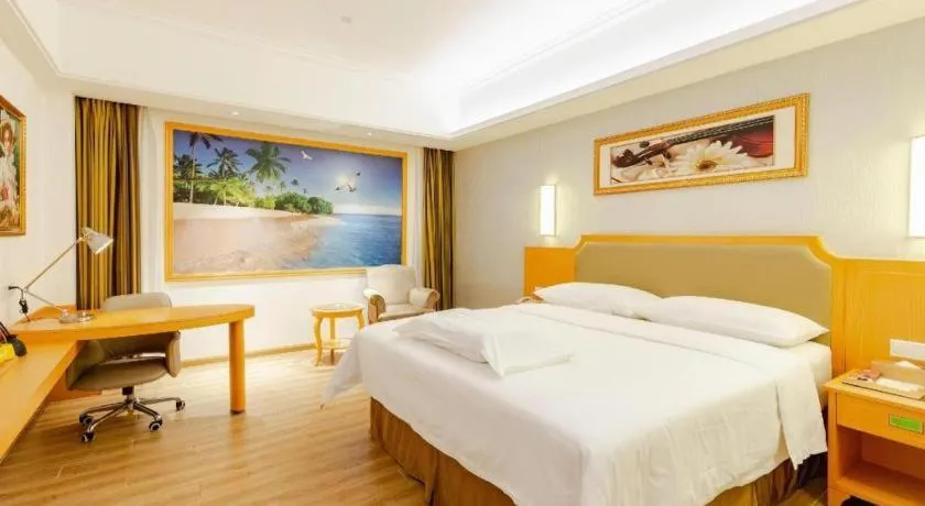 Bed in Vienna Hotel Guangdong Foshan Wenhua North Road