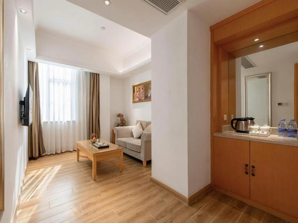 Vienna Hotel Guangdong Foshan Wenhua North Road