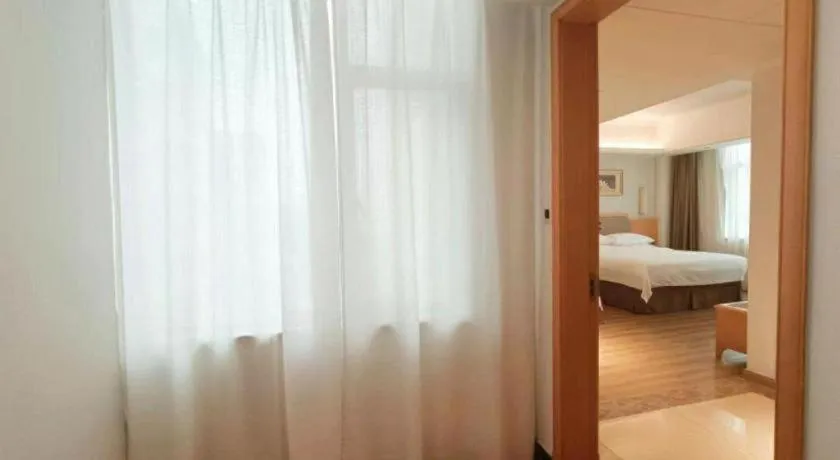 Bed in Vienna Hotel Guangdong Foshan Wenhua North Road