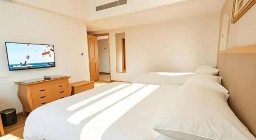 Bed in Vienna Hotel Guangdong Foshan Wenhua North Road