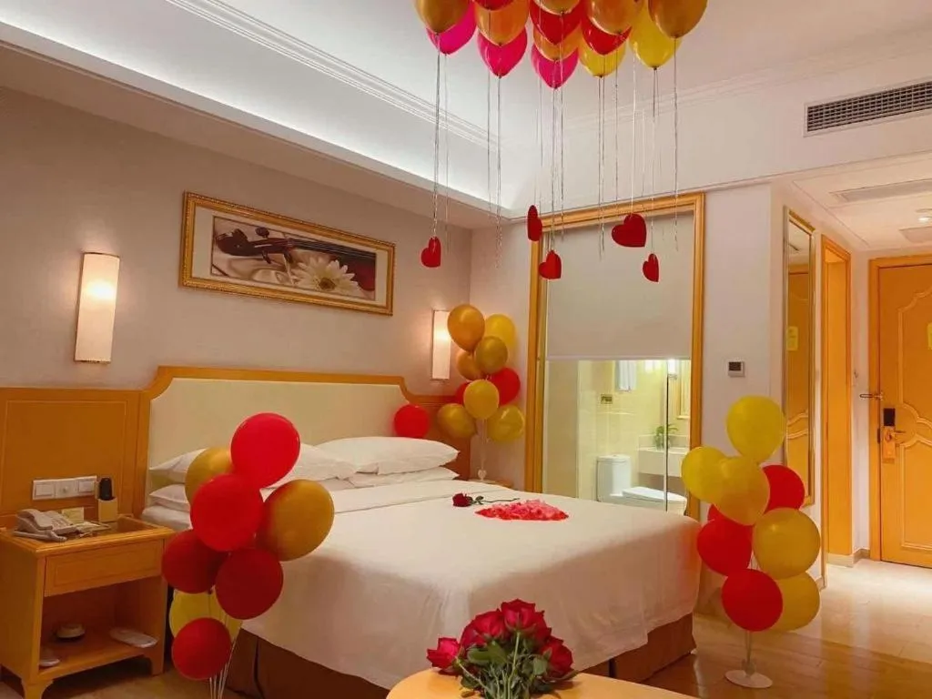 Bed in Vienna Hotel Guangdong Foshan Wenhua North Road