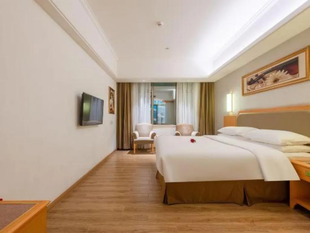 Bed in Vienna Hotel Guangdong Foshan Wenhua North Road