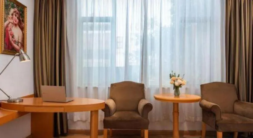 Vienna Hotel Guangdong Foshan Wenhua North Road