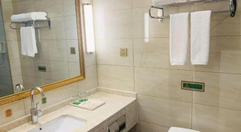Vienna Hotel Zhengzhou Fengchan Road Fortune Plaza