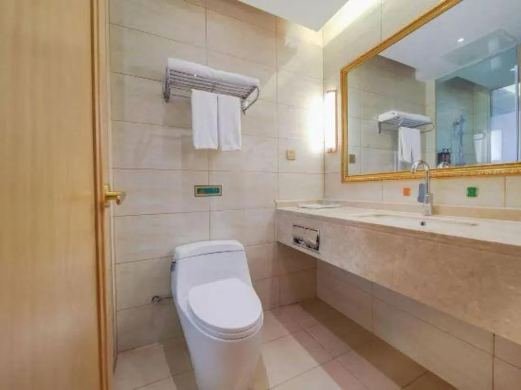 Vienna Hotel Zhengzhou Fengchan Road Fortune Plaza