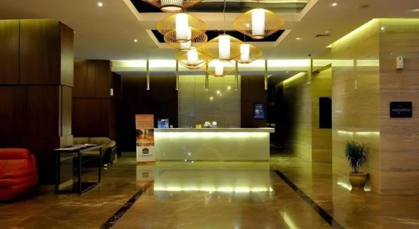 Horison Ultima Semarang