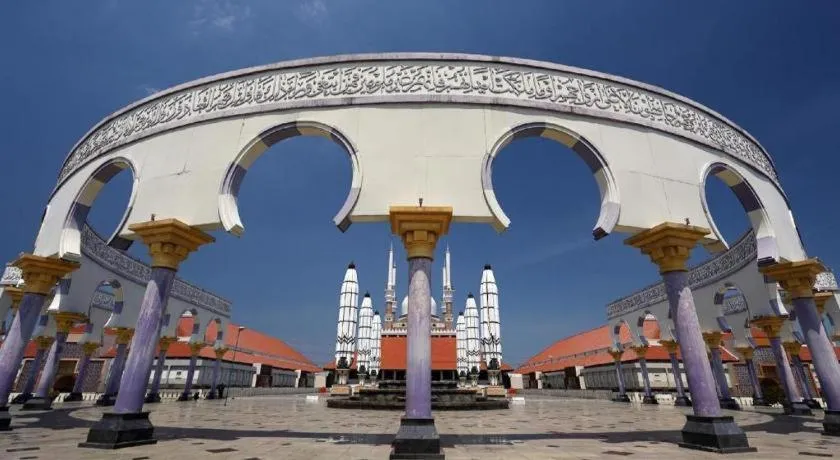 Horison Ultima Semarang