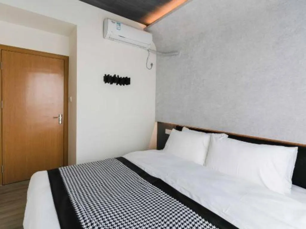 Bed in LIA Hotel Meilin Branch