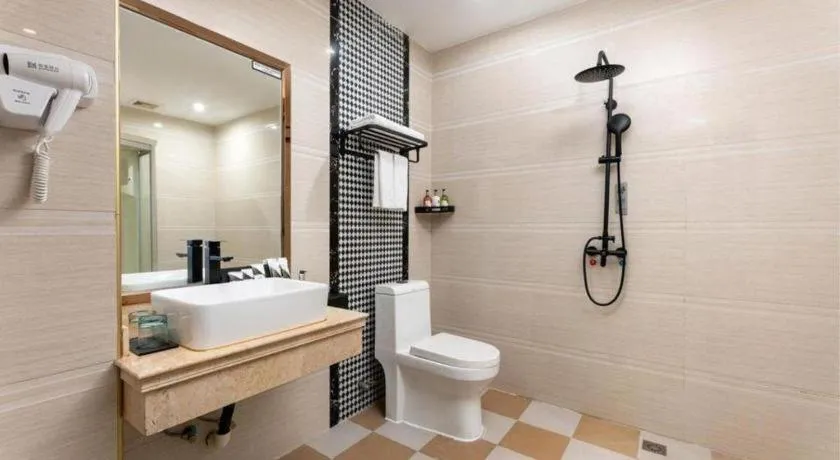 Borrman Hotel Huizhou Danshui High-speed Railway Huiyang Station