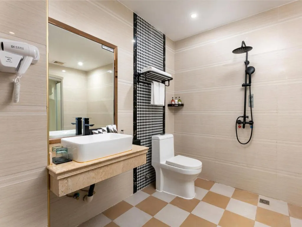 Borrman Hotel Huizhou Danshui High-speed Railway Huiyang Station