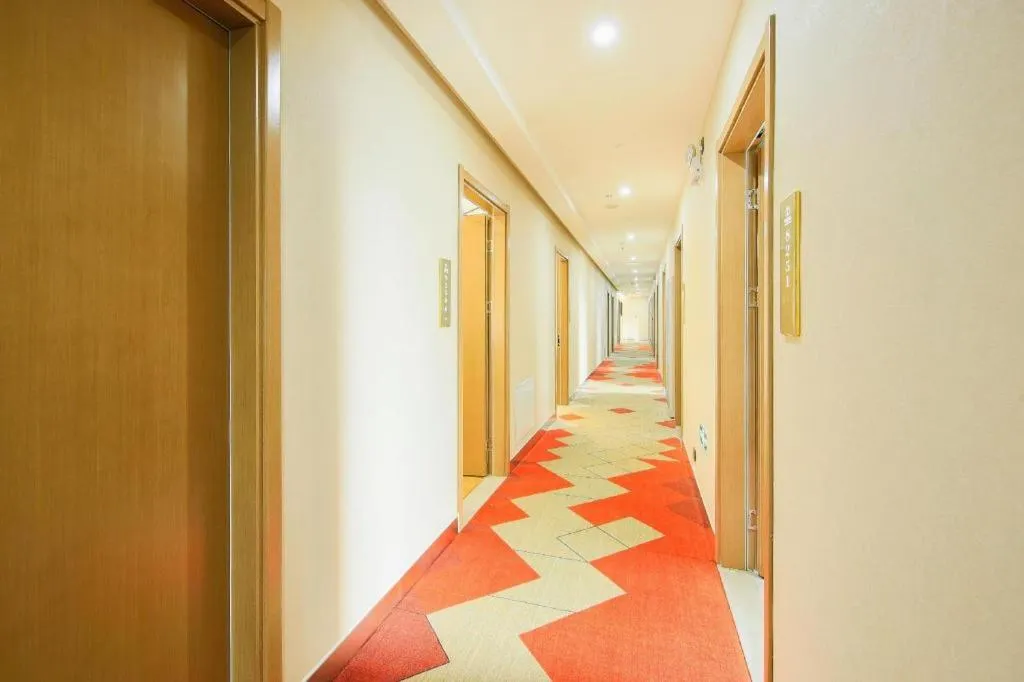 Borrman Hotel South Beijing Railway Station Caoqiao Station