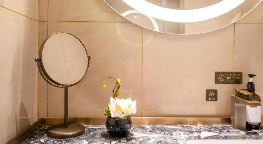 Echeng Hotel Lhasa Potala Palace