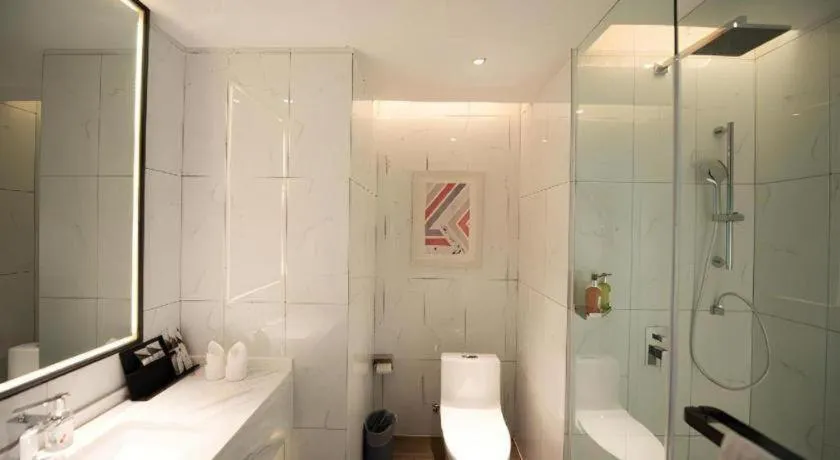 Borrman Hotel Baise High-speed Railway Station Hengning Plaza