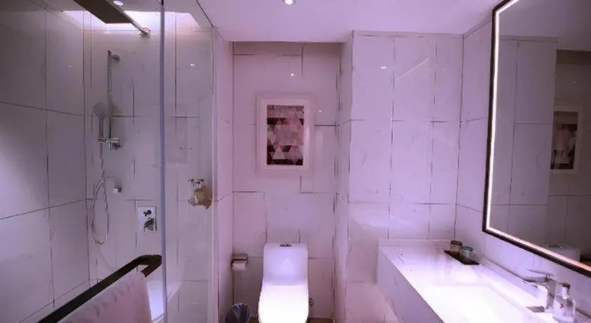 Borrman Hotel Baise High-speed Railway Station Hengning Plaza