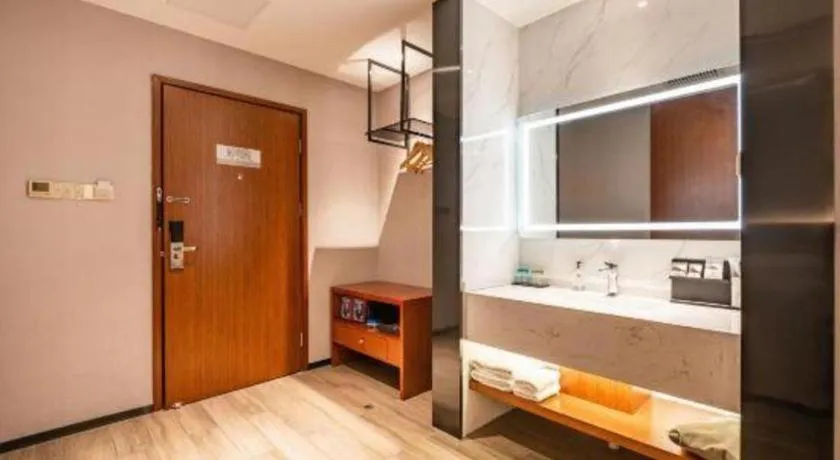 Bed in Borrman Hotel Xi'an North High-speed Railway Station