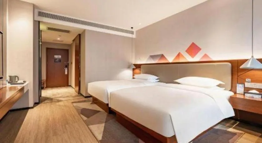 Bed in Borrman Hotel Xi'an North High-speed Railway Station