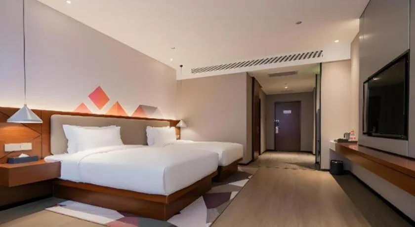 Bed in Borrman Hotel Xi'an North High-speed Railway Station