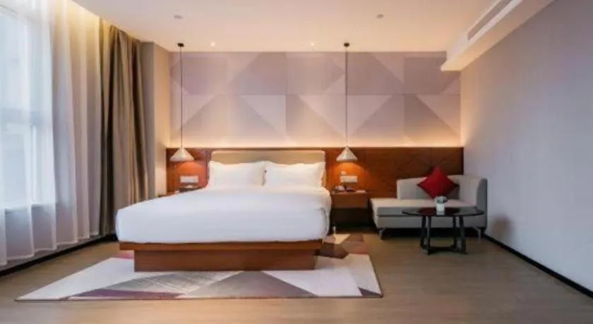 Bed in Borrman Hotel Xi'an North High-speed Railway Station