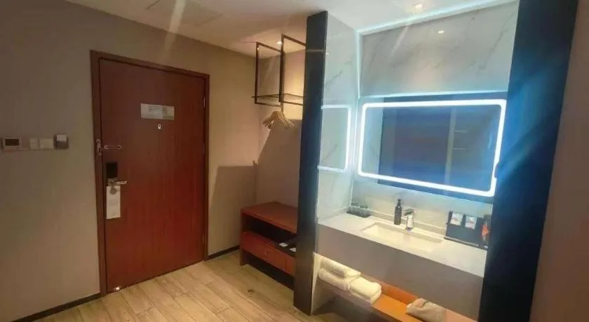 Borrman Hotel Xi'an North High-speed Railway Station