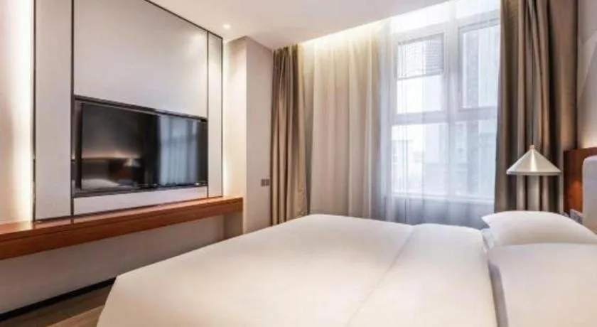 Bed in Borrman Hotel Xi'an North High-speed Railway Station