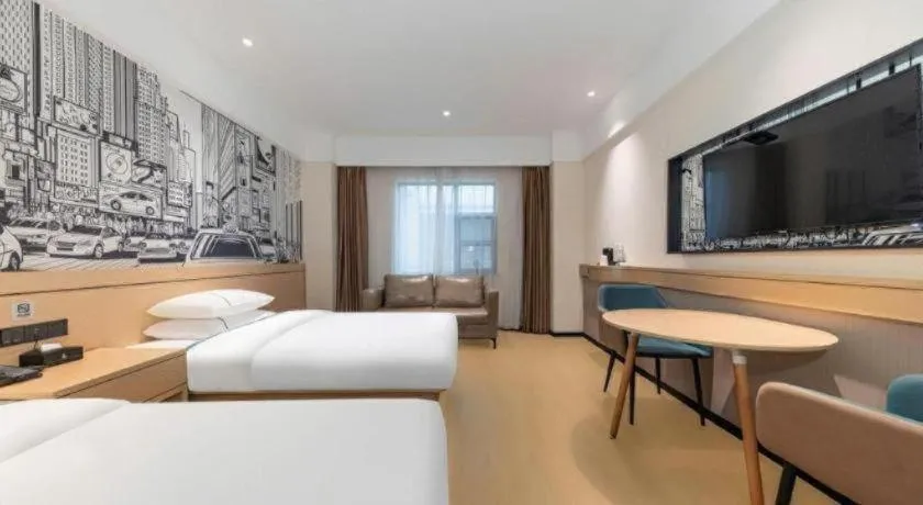 Bed in City Comfort Inn Jingzhou Fantawild Shashi Middle School