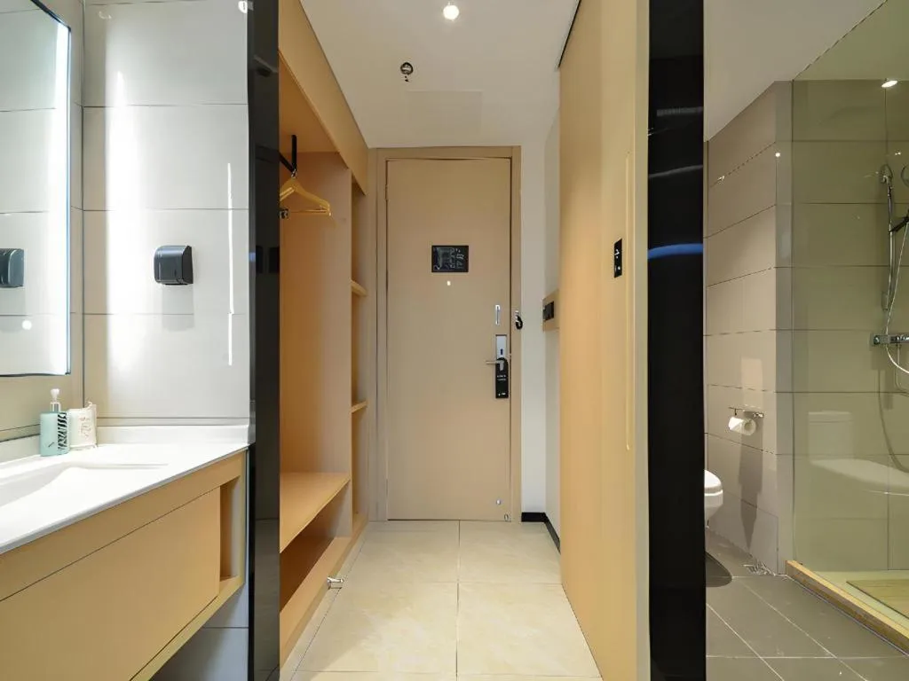 City Comfort Inn Jingzhou Fantawild Shashi Middle School