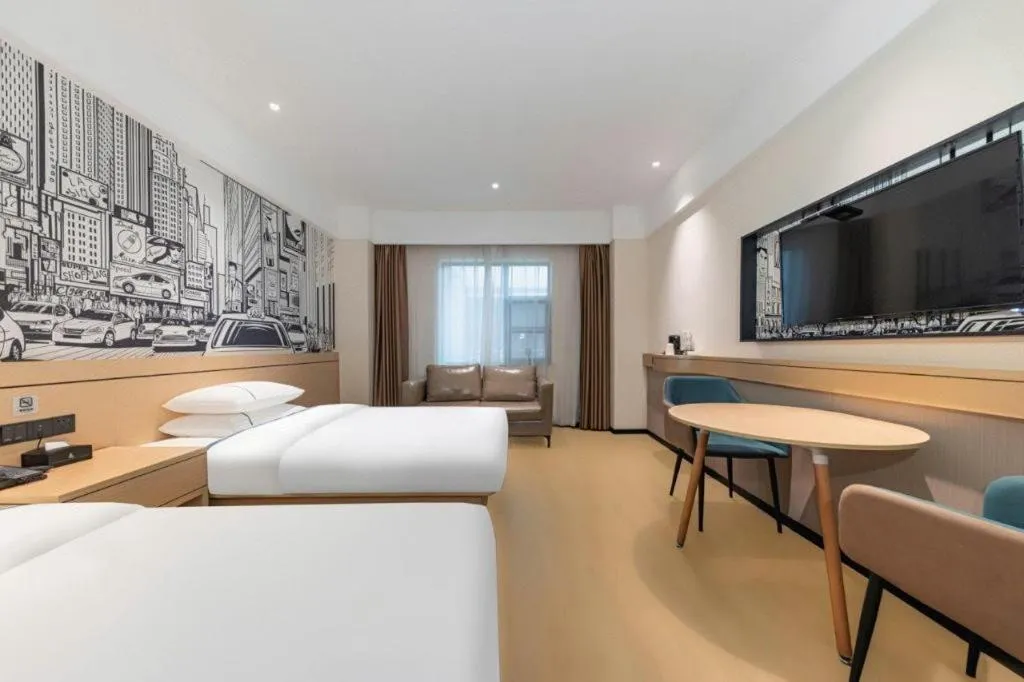 Bed in City Comfort Inn Jingzhou Fantawild Shashi Middle School