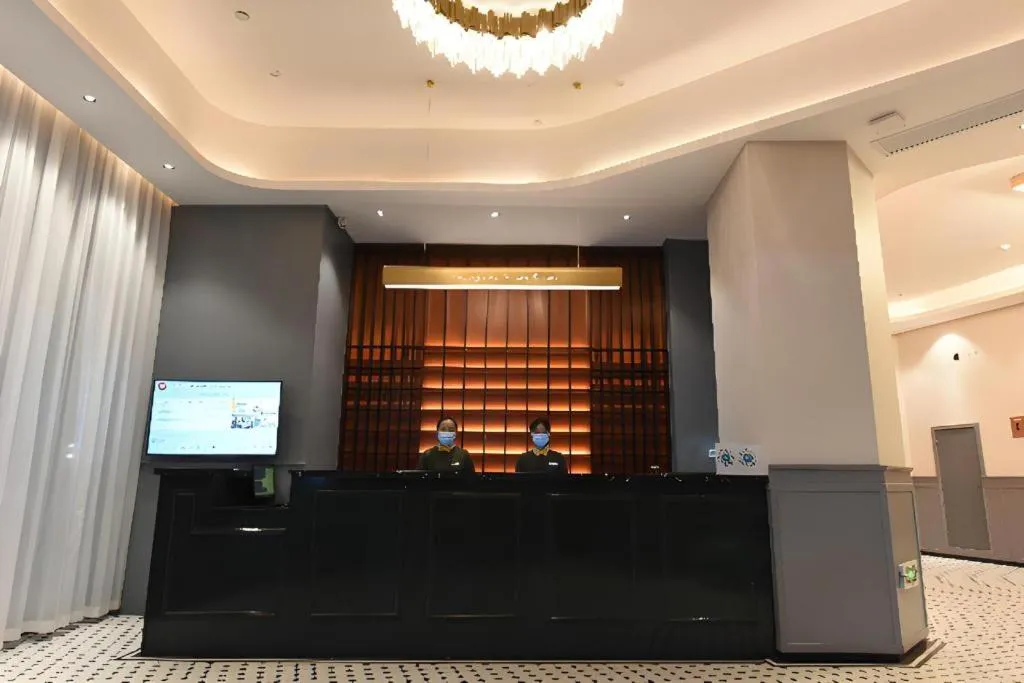 Premier City Comfort Hotel Hechi Luocheng Central Plaza