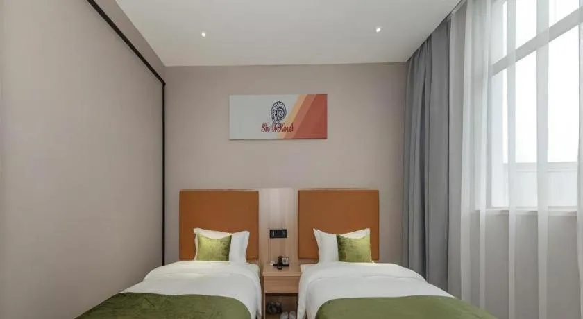 Bed in Shell Hotel Shnaghai Beiqiao Metro Station