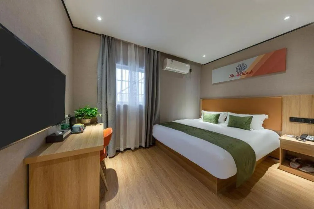 Bed in Shell Hotel Shnaghai Beiqiao Metro Station