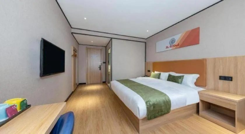 Bed in Shell Hotel Shnaghai Beiqiao Metro Station