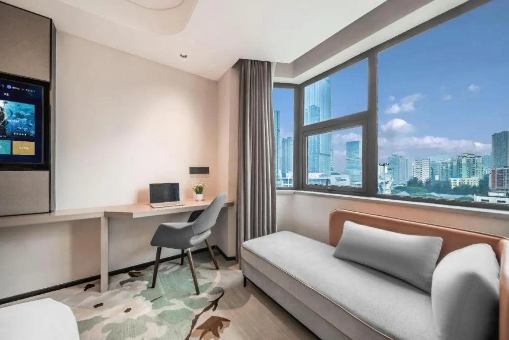 GreenTree Eastern Chongqing Yangjiaping Pedestrian Street Mixc Hotel