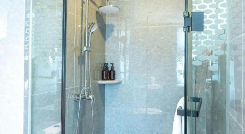 GreenTree Eastern Chongqing Yangjiaping Pedestrian Street Mixc Hotel