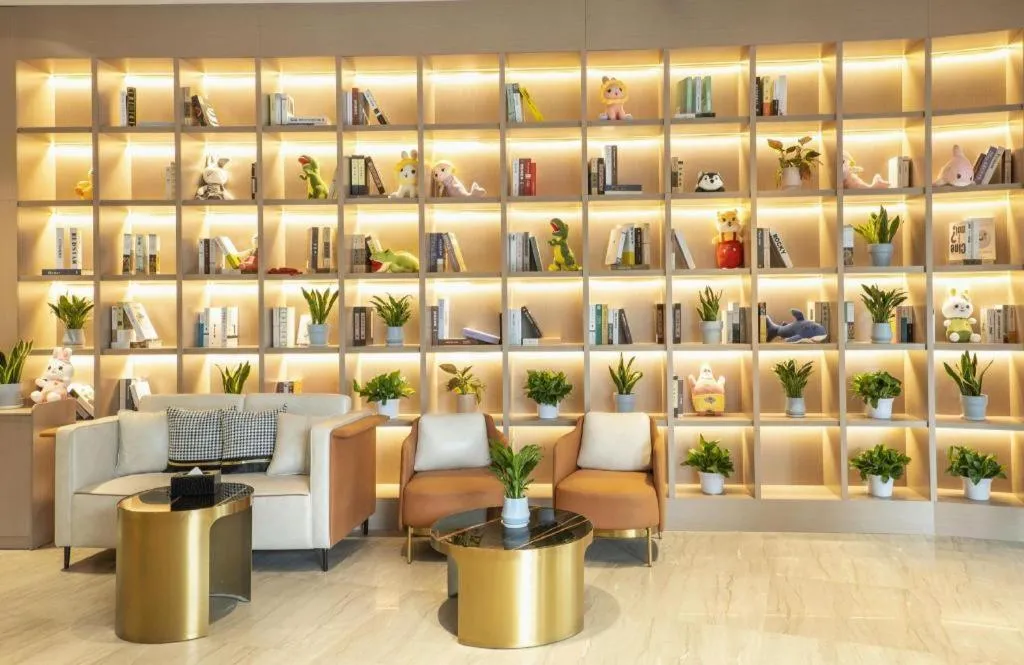 GreenTree Eastern Chongqing Yangjiaping Pedestrian Street Mixc Hotel