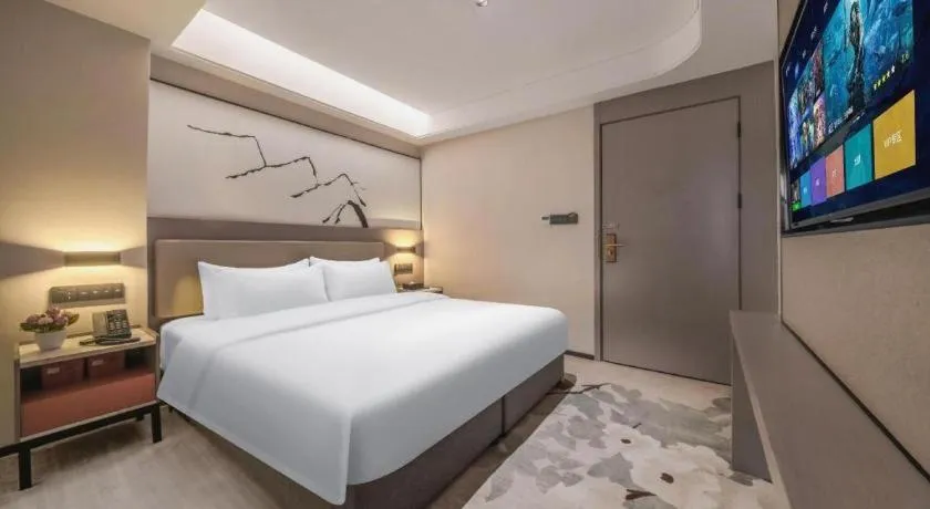 Bed in GreenTree Eastern Chongqing Yangjiaping Pedestrian Street Mixc Hotel