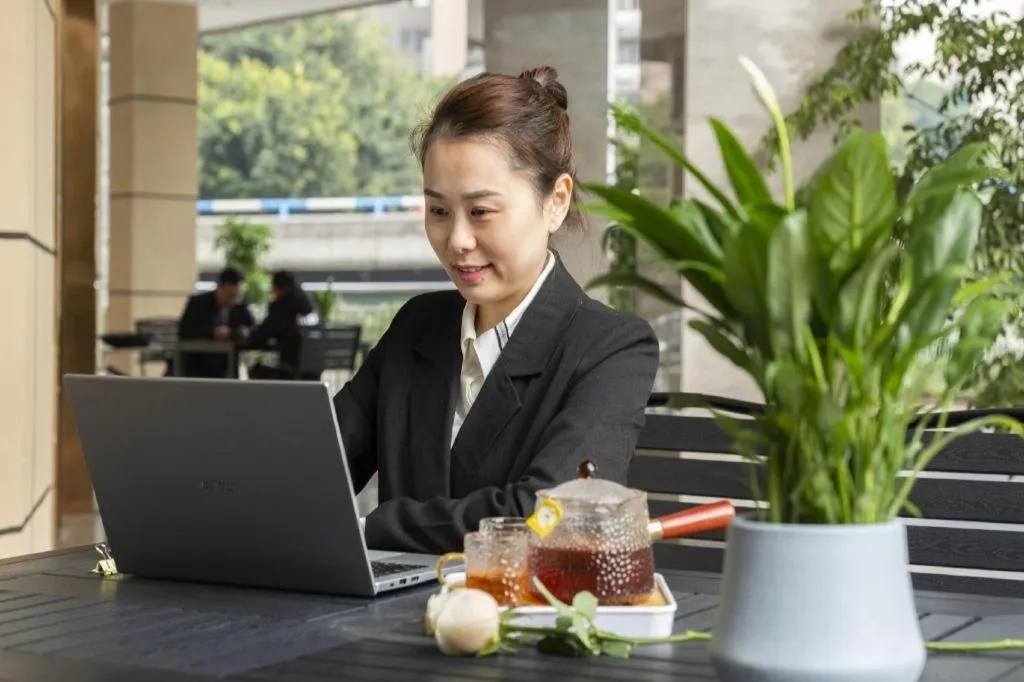 GreenTree Eastern Chongqing Yangjiaping Pedestrian Street Mixc Hotel