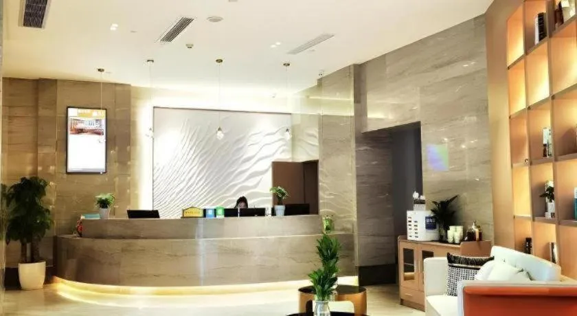 GreenTree Eastern Chongqing Yangjiaping Pedestrian Street Mixc Hotel